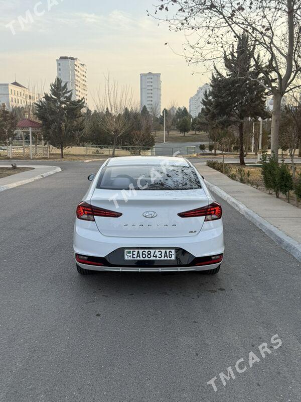 Hyundai Elantra 2019 - 220 000 TMT - Parahat 1 - img 3