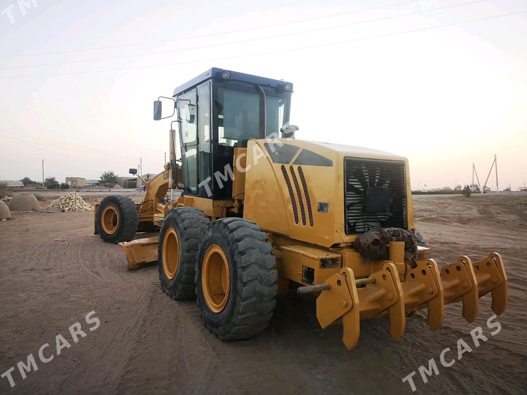 LiuGong CLG 4180D 2013 - 700 000 TMT - Мары - img 2