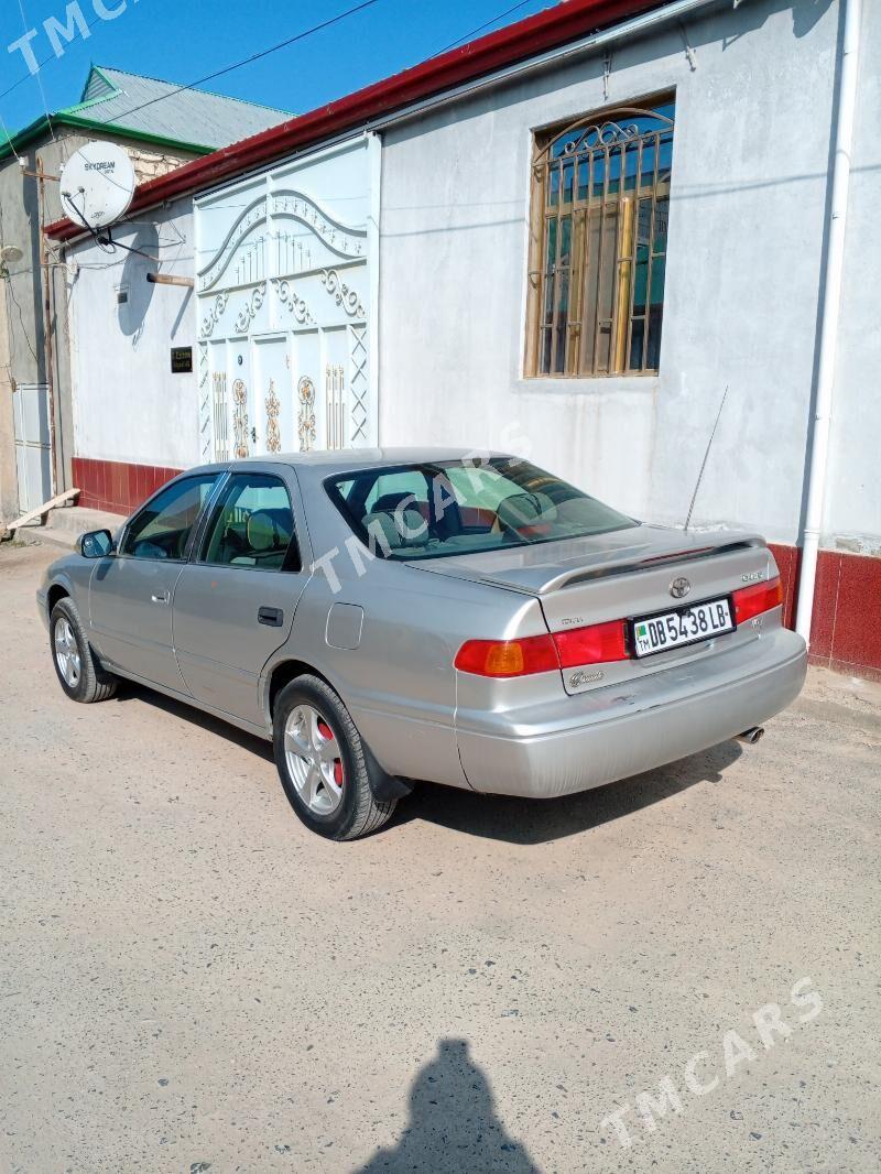 Toyota Camry 2001 - 110 000 TMT - Магданлы - img 7