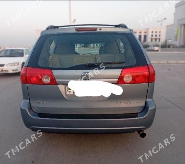 Toyota Sienna 2009 - 220 000 TMT - Туркменабат - img 2