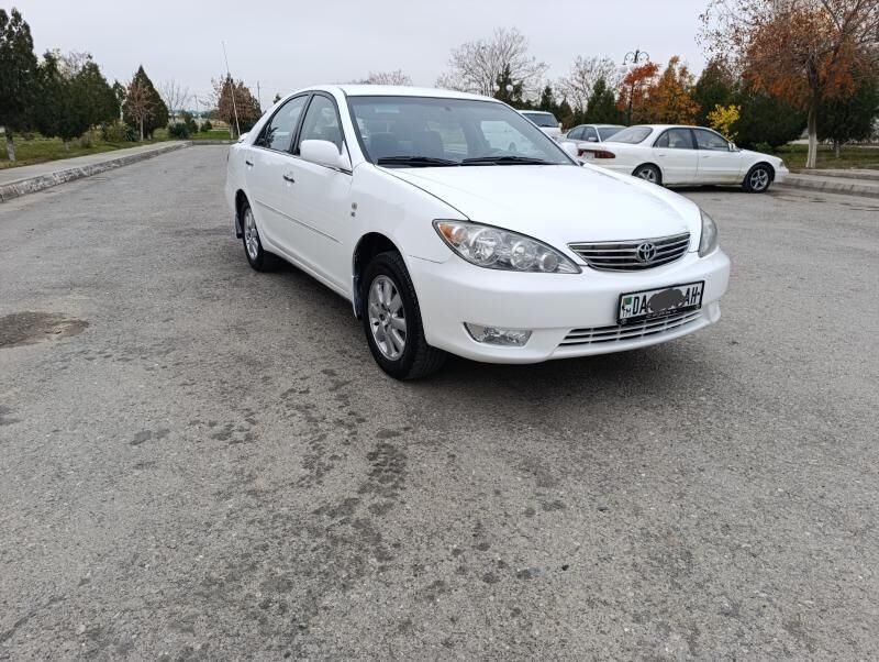 Toyota Camry 2003 - 139 000 TMT - Bäherden - img 2