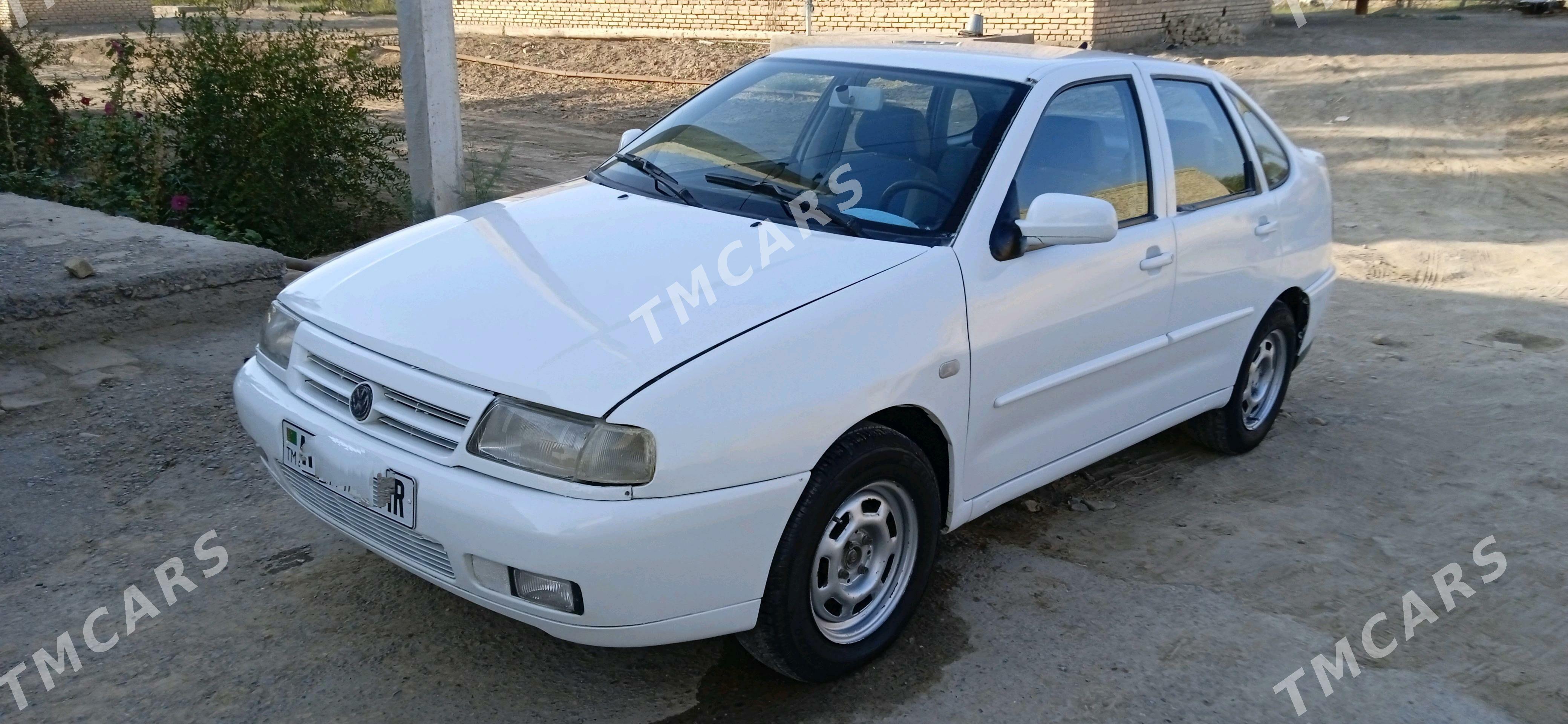 Toyota Corona 2000 - 28 000 TMT - Мары - img 5