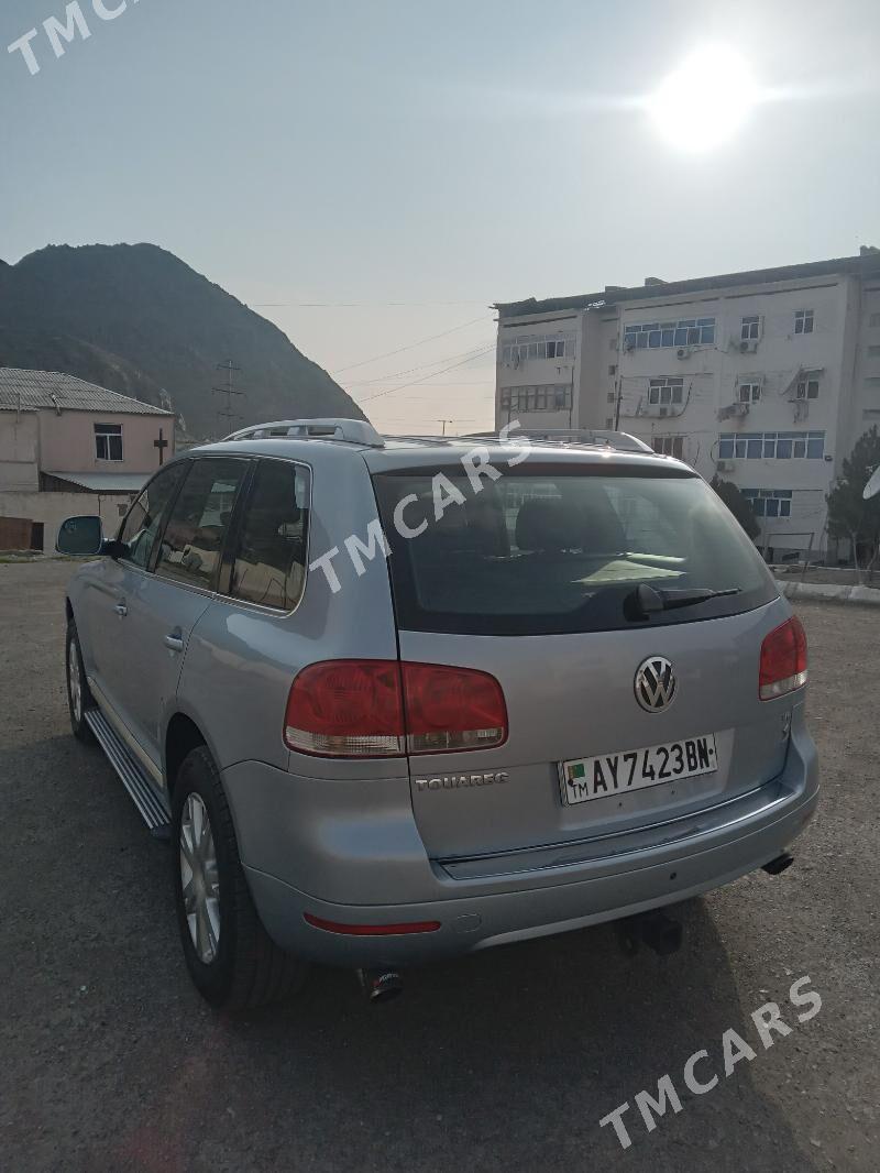 Volkswagen Touareg 2005 - 130 000 TMT - Туркменбаши - img 4