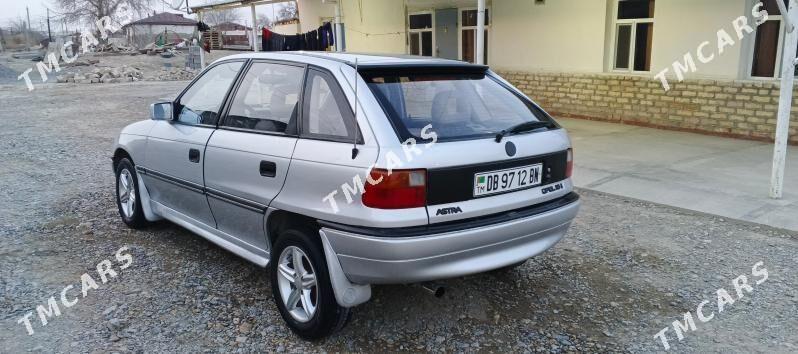 Opel Astra 1993 - 48 000 TMT - Gyzylarbat - img 3