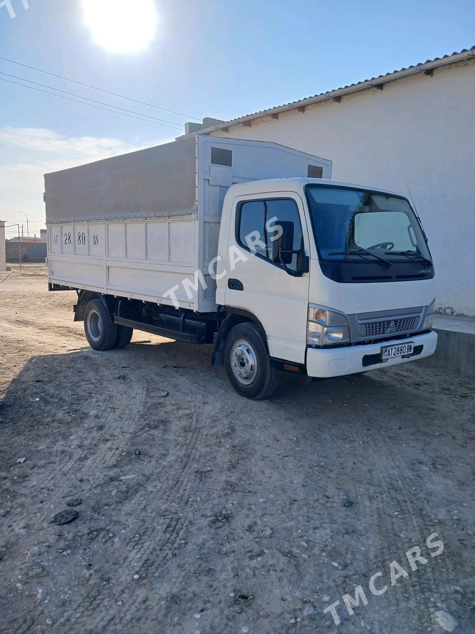 Mitsubishi Canter 2013 - 390 000 TMT - Этрек - img 4