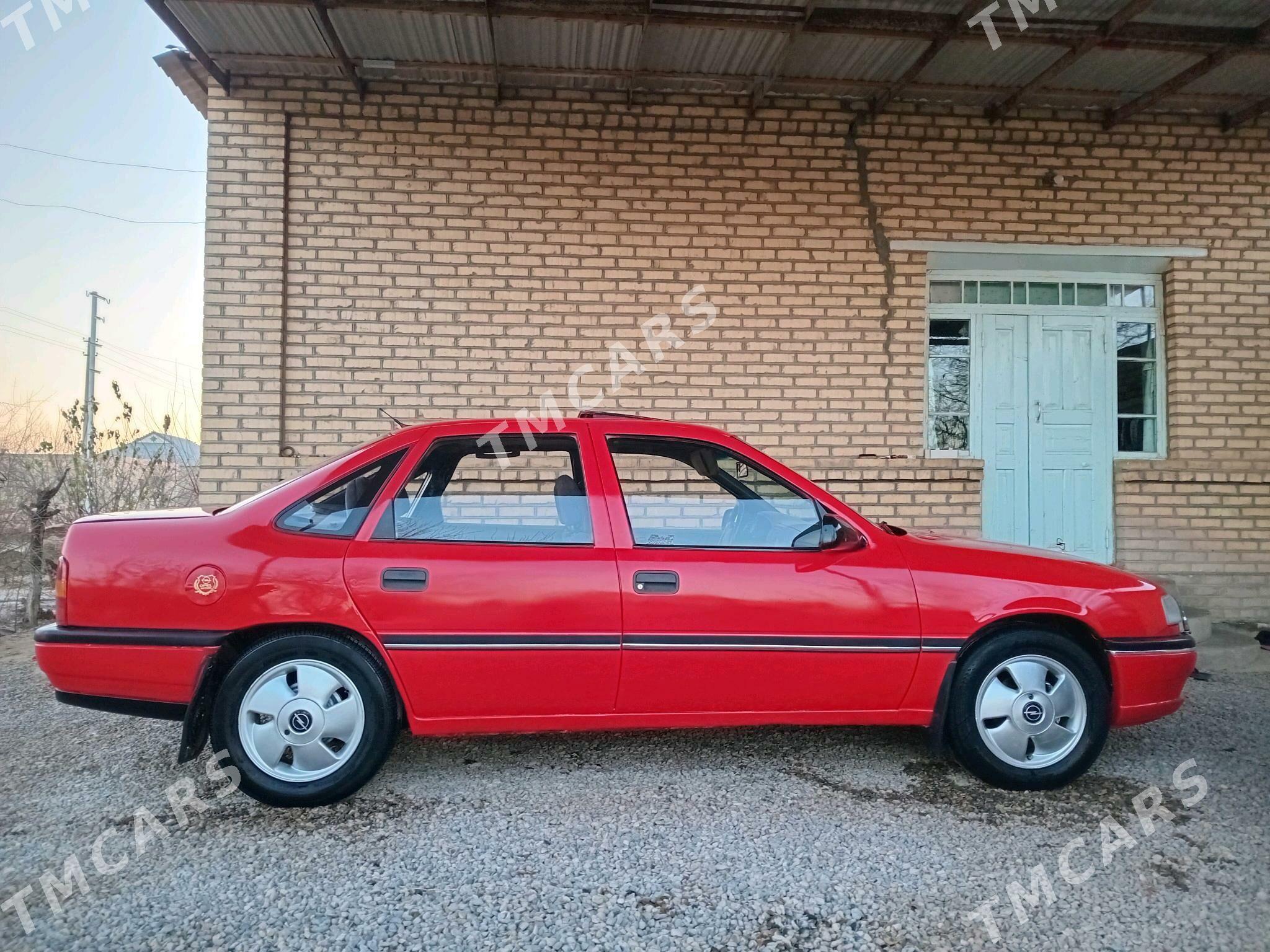 Opel Vectra 1990 - 36 000 TMT - Мары - img 4