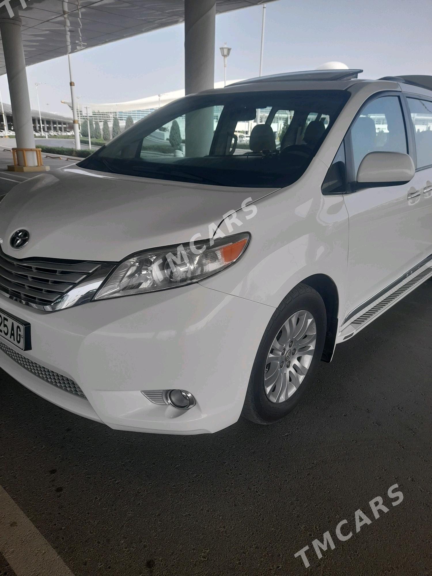 Toyota Sienna 2016 - 350 000 TMT - Ашхабад - img 3