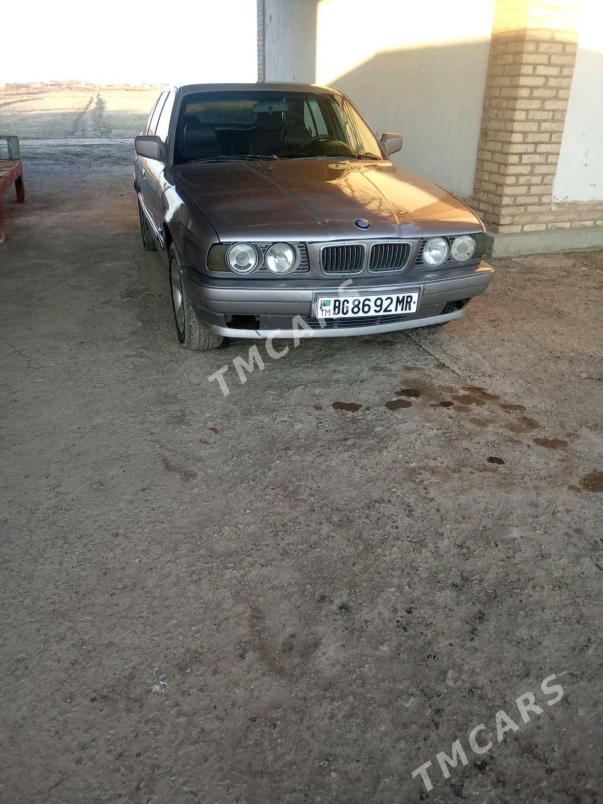 BMW 525 1989 - 50 000 TMT - Murgap - img 2