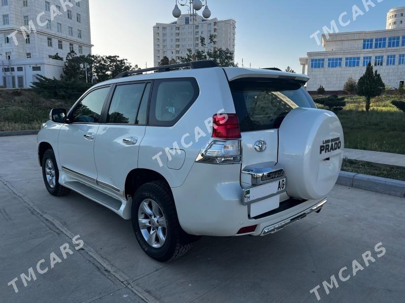 Toyota Land Cruiser Prado 2011 - 500 000 TMT - ул. Подвойского (Битарап Туркменистан шаёлы) - img 2