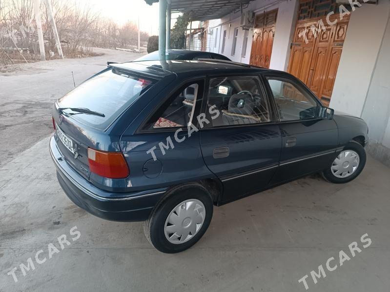 Opel Antara 1993 - 28 000 TMT - Дашогуз - img 2