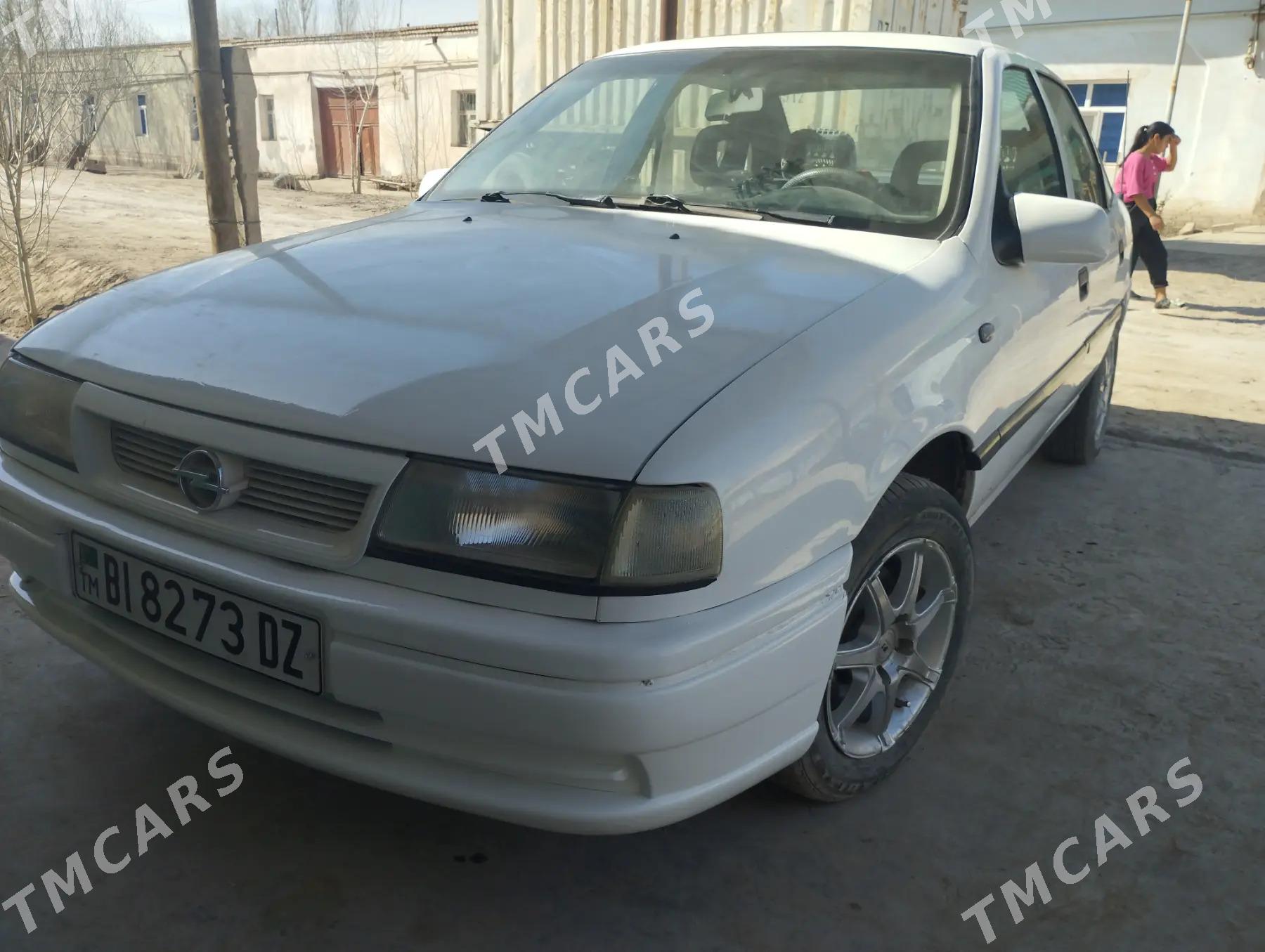 Opel Astra 1993 - 40 000 TMT - Кёнеургенч - img 3