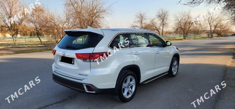 Toyota Highlander 2019 - 686 000 TMT - Aşgabat - img 4