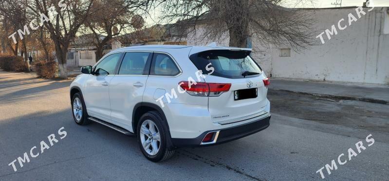 Toyota Highlander 2019 - 686 000 TMT - Aşgabat - img 3