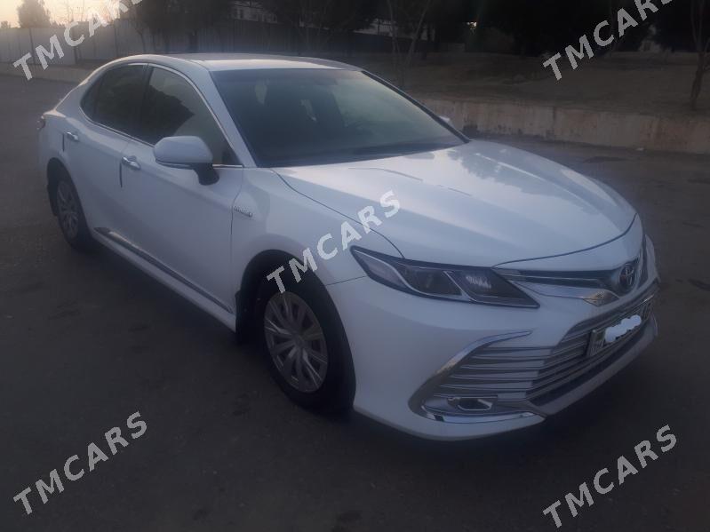 Toyota Camry 2020 - 265 000 TMT - 8 мкр - img 2