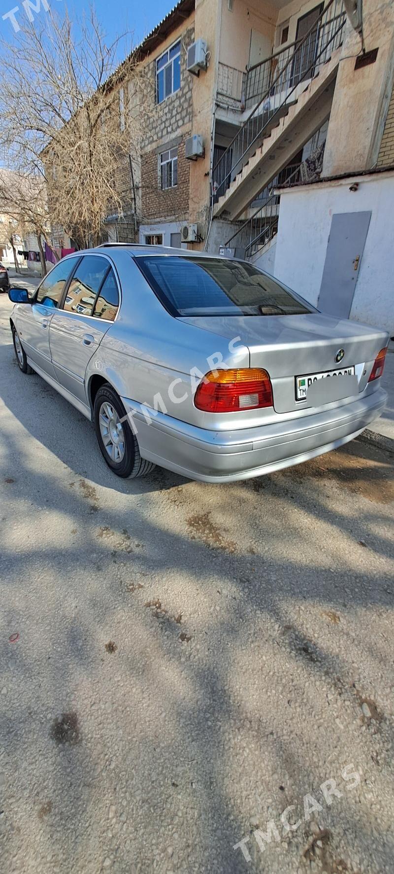 BMW E39 1999 - 90 000 TMT - Balkanabat - img 5