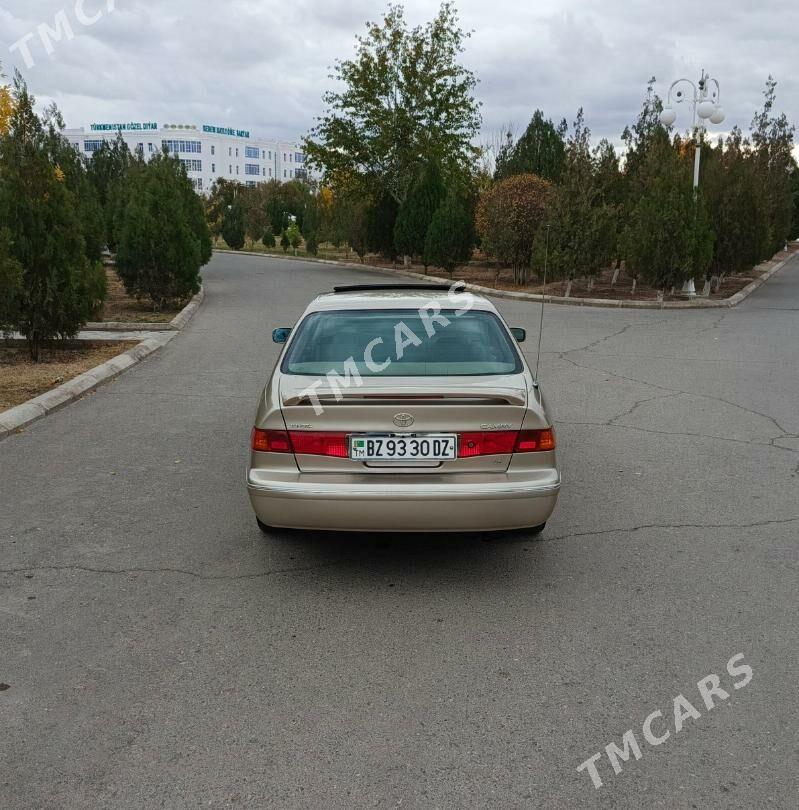 Toyota Camry 2001 - 170 000 TMT - Дашогуз - img 4