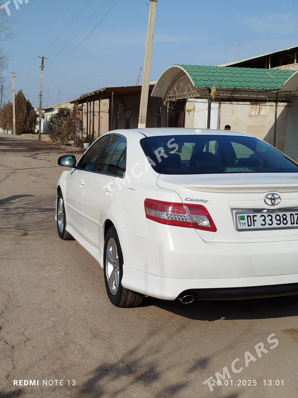 Toyota Camry 2011 - 215 000 TMT - Daşoguz - img 2