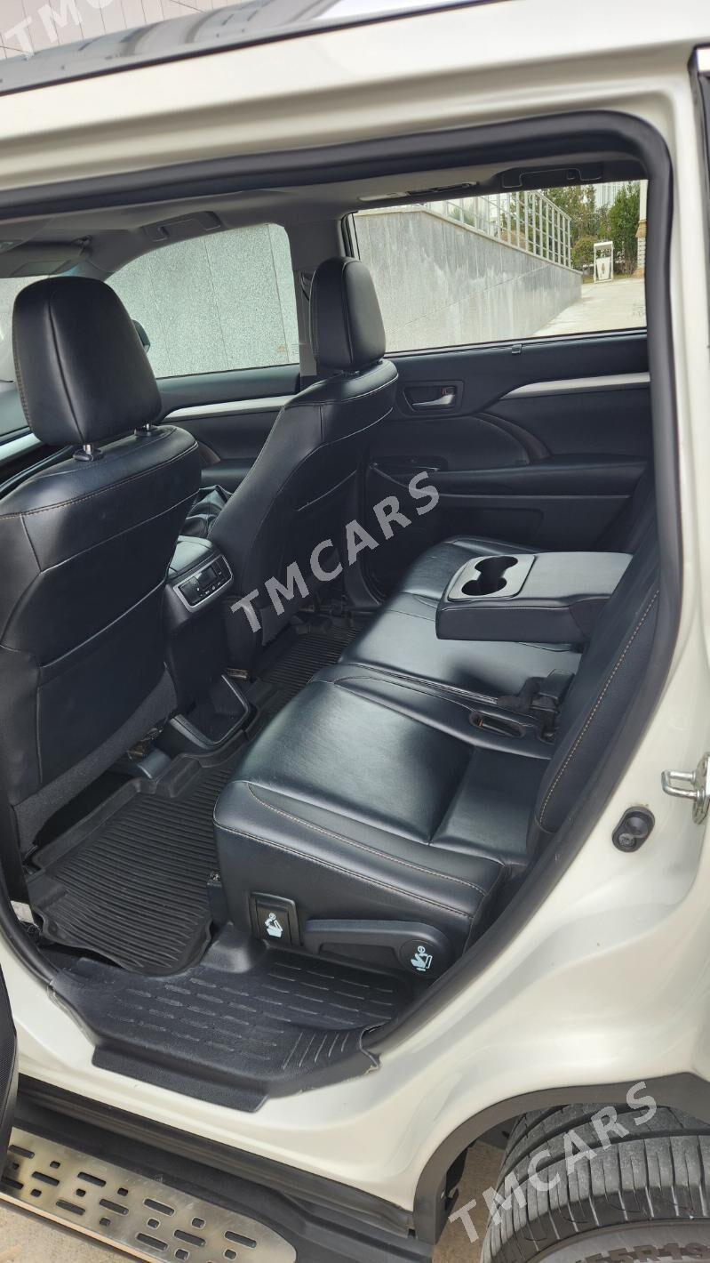 Toyota Highlander 2019 - 400 000 TMT - Aşgabat - img 3