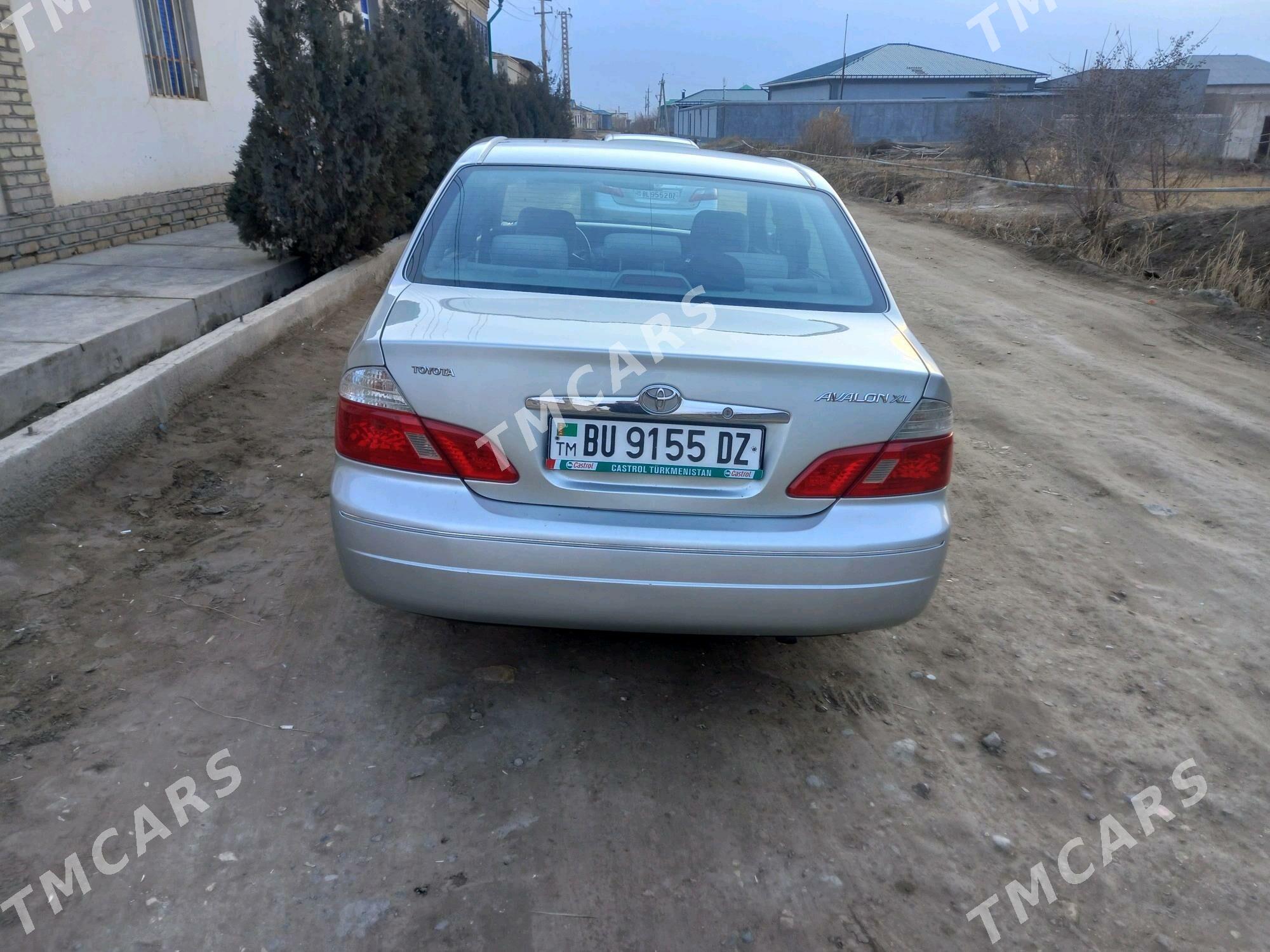 Toyota Avalon 2003 - 170 000 TMT - Дашогуз - img 3