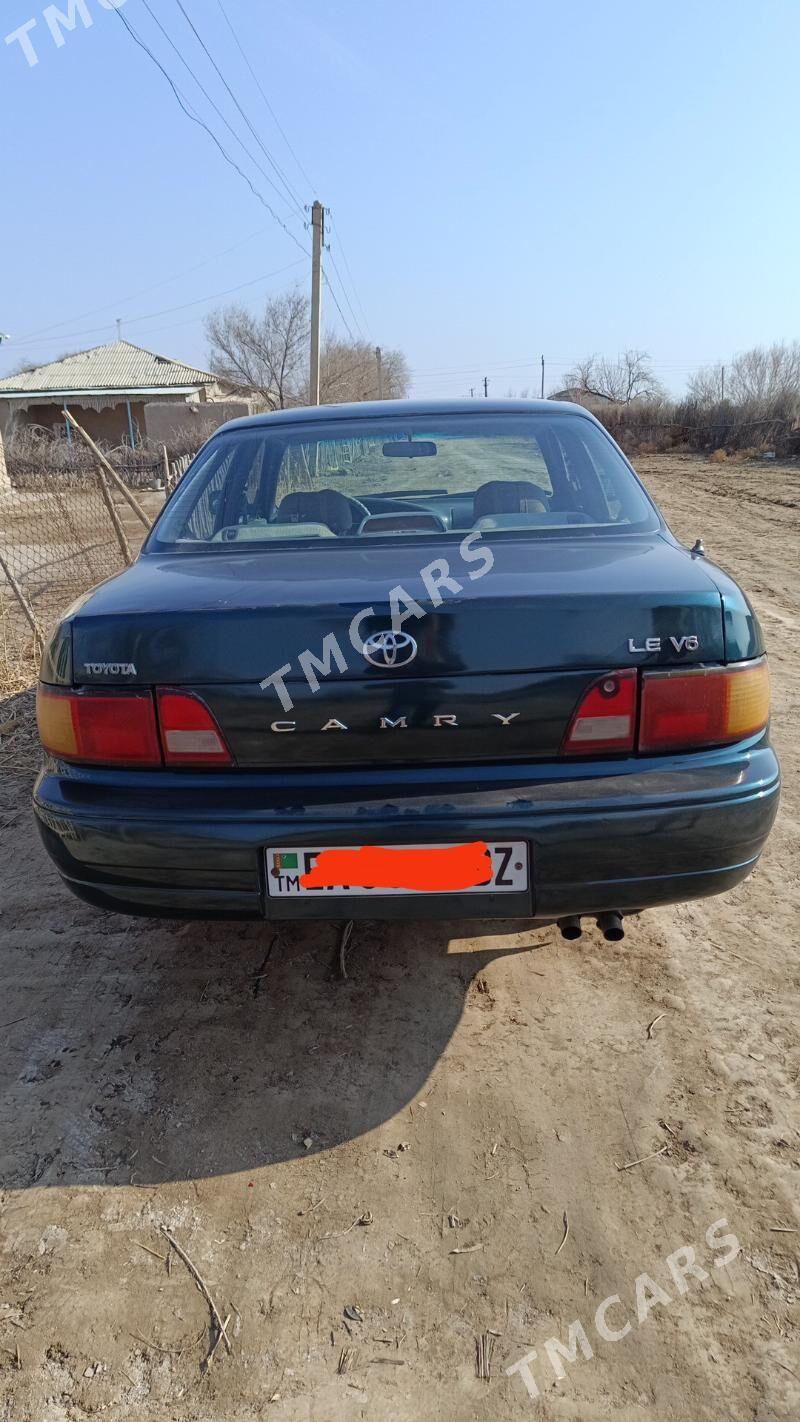 Toyota Camry 1996 - 75 000 TMT - етр. Туркменбаши - img 3