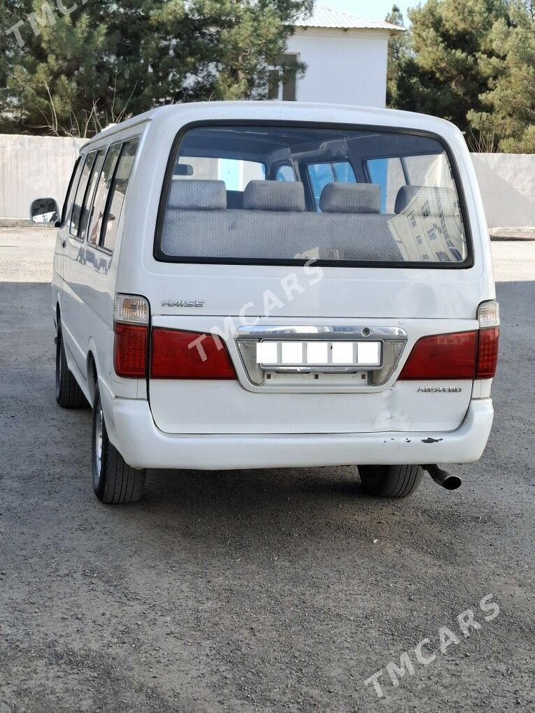 Toyota Hiace 2012 - 109 000 TMT - Türkmenabat - img 3