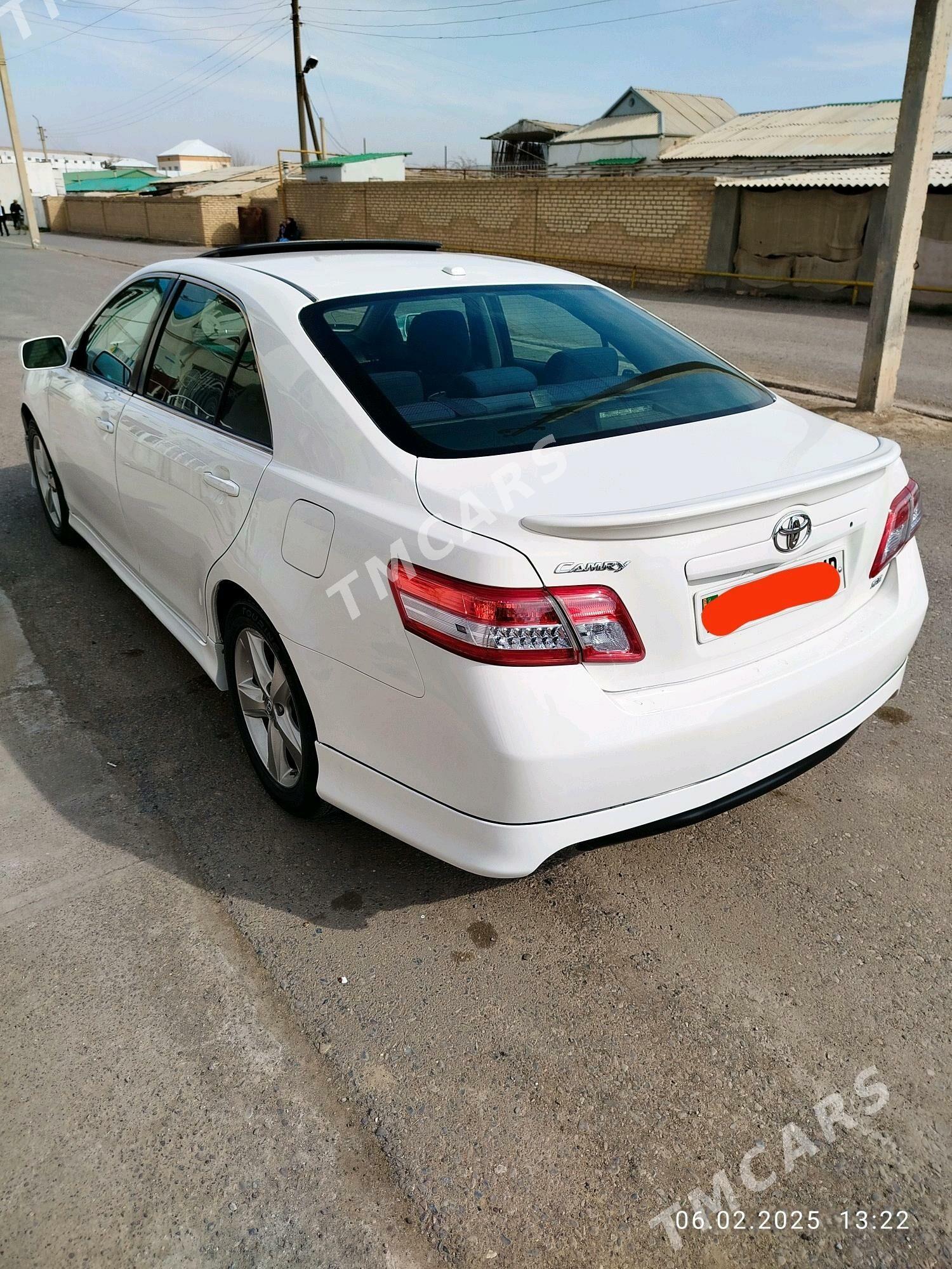 Toyota Camry 2009 - 190 000 TMT - Мургап - img 3