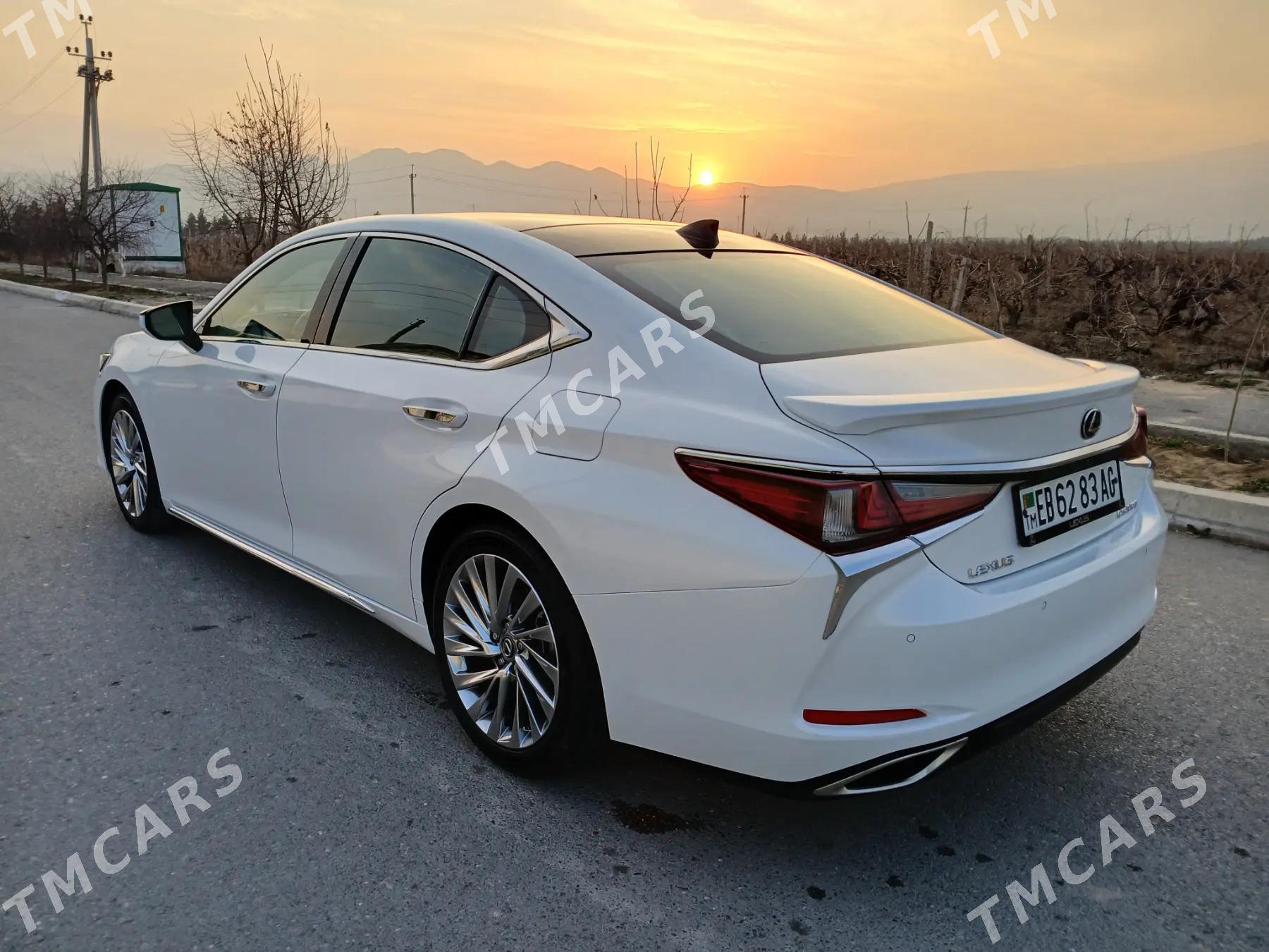 Lexus ES 350 2020 - 710 000 TMT - Гёкдже - img 4