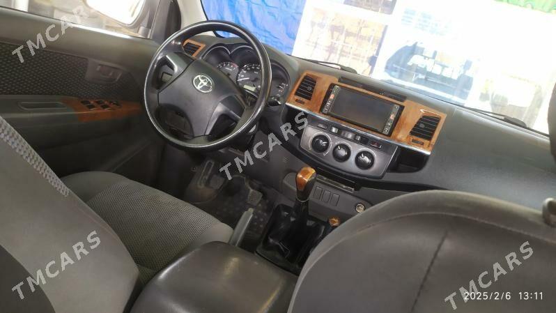 Toyota Hilux 2014 - 300 000 TMT - Mary - img 5