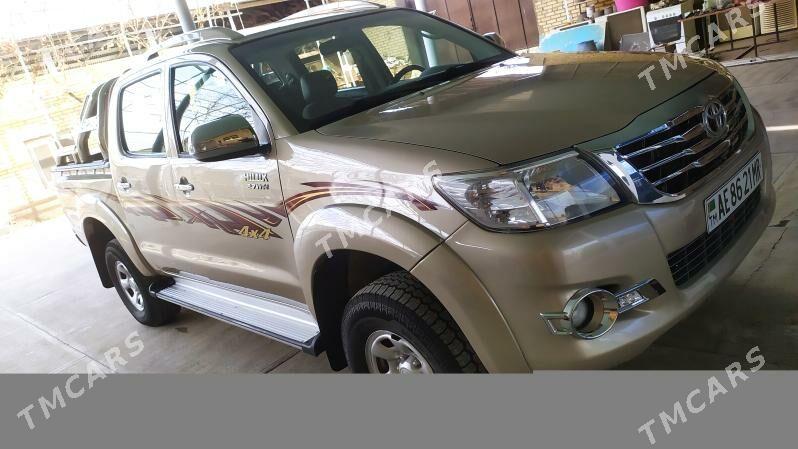 Toyota Hilux 2014 - 300 000 TMT - Mary - img 8