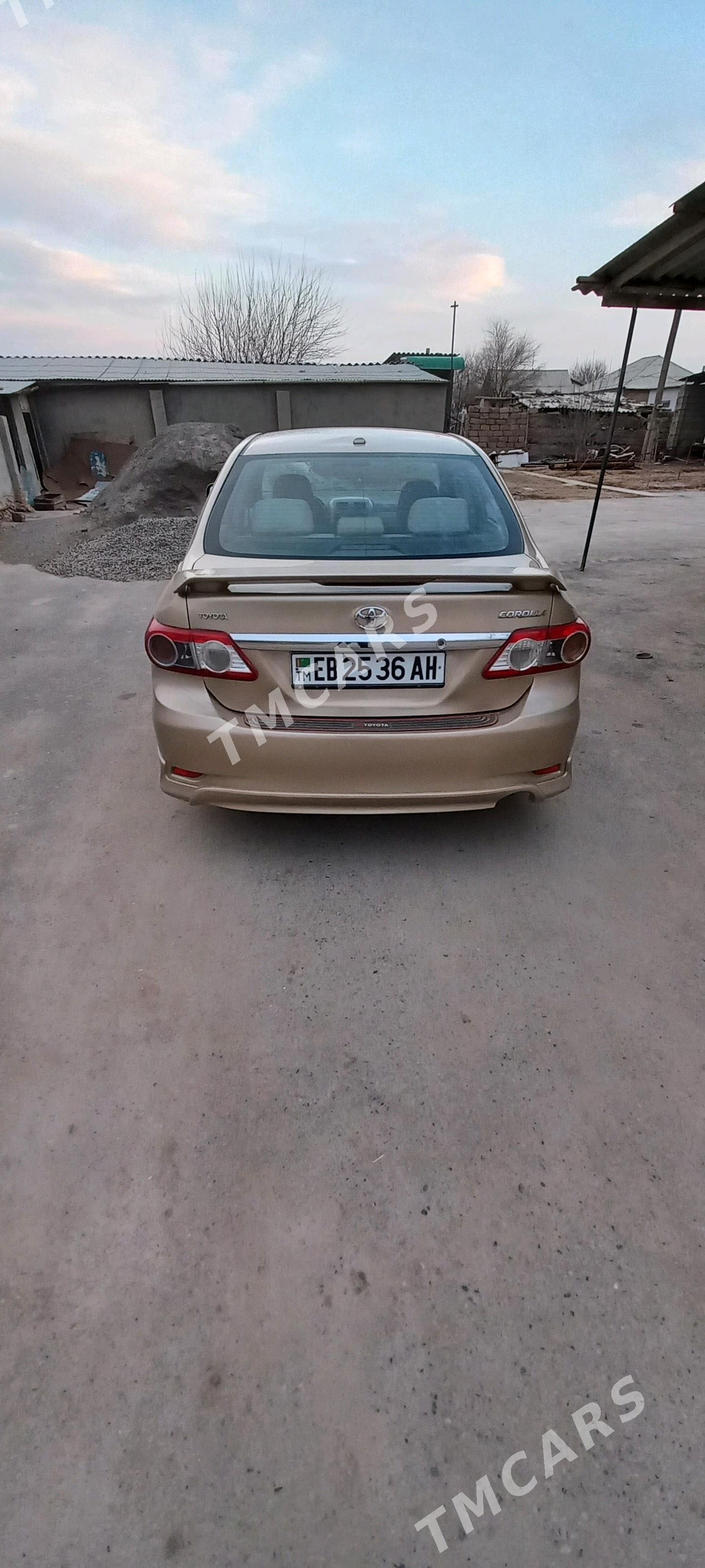 Toyota Corolla 2011 - 135 000 TMT - Теджен - img 3