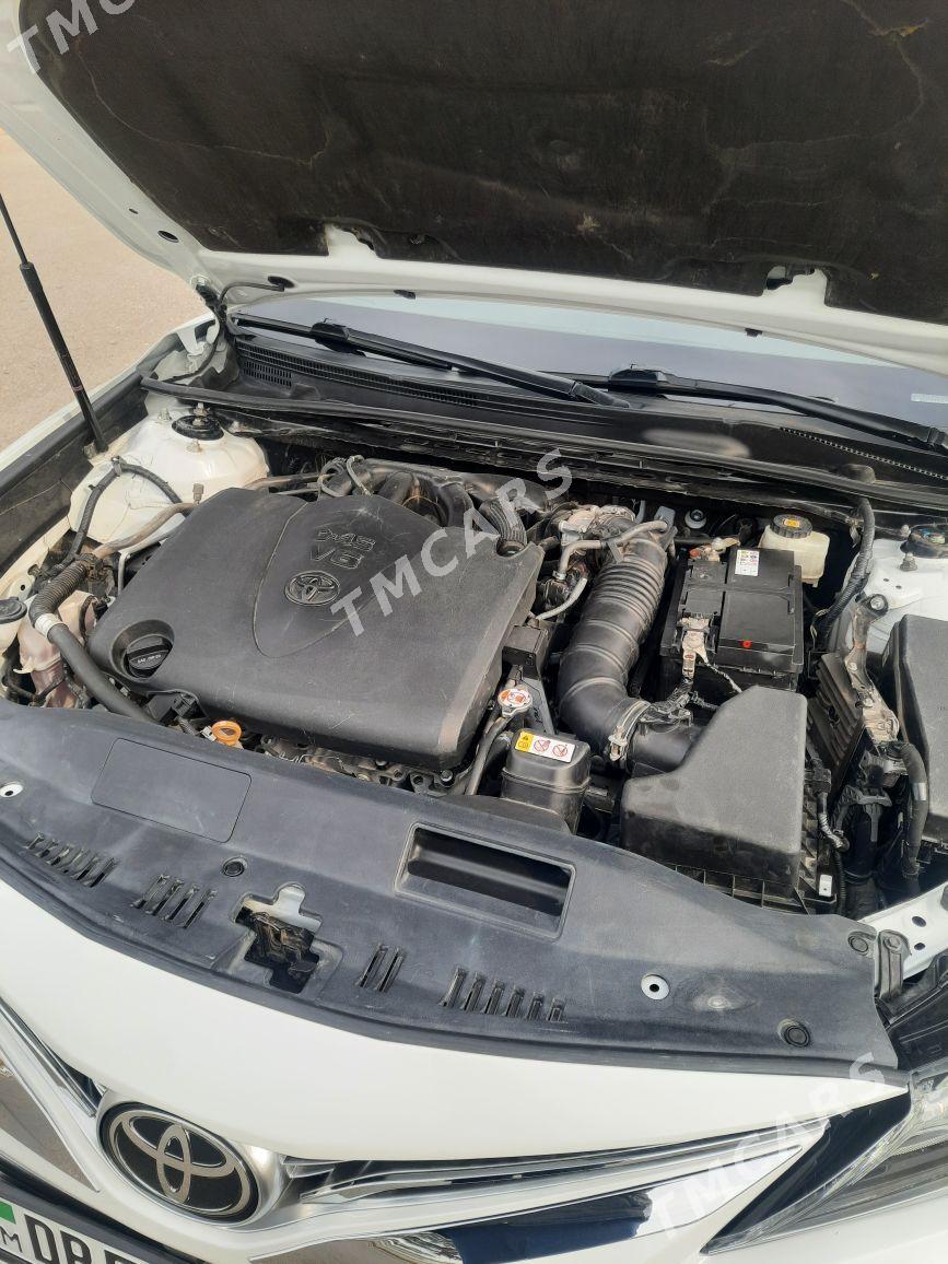 Toyota Camry 2018 - 490 000 TMT - Aşgabat - img 8