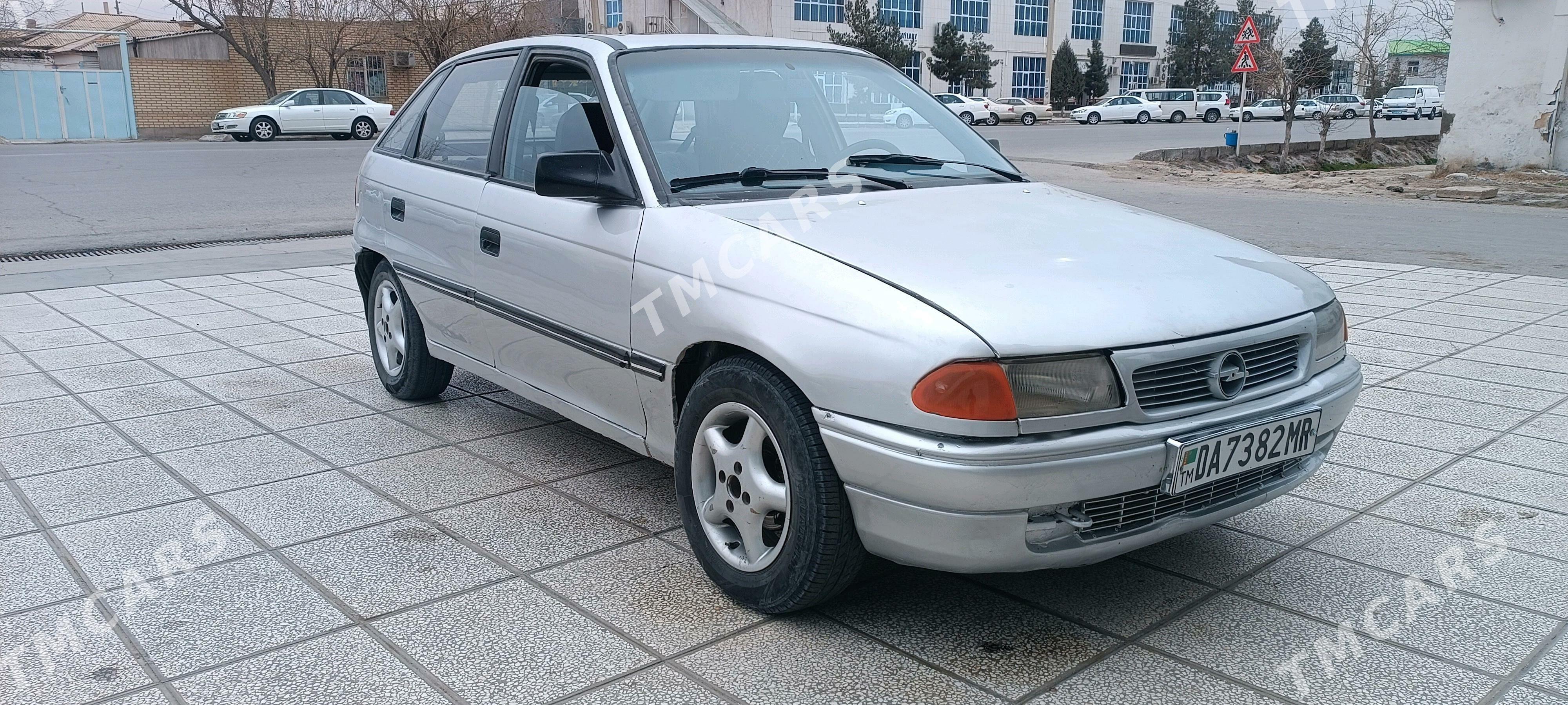 Opel Astra 1992 - 23 000 TMT - Мары - img 3