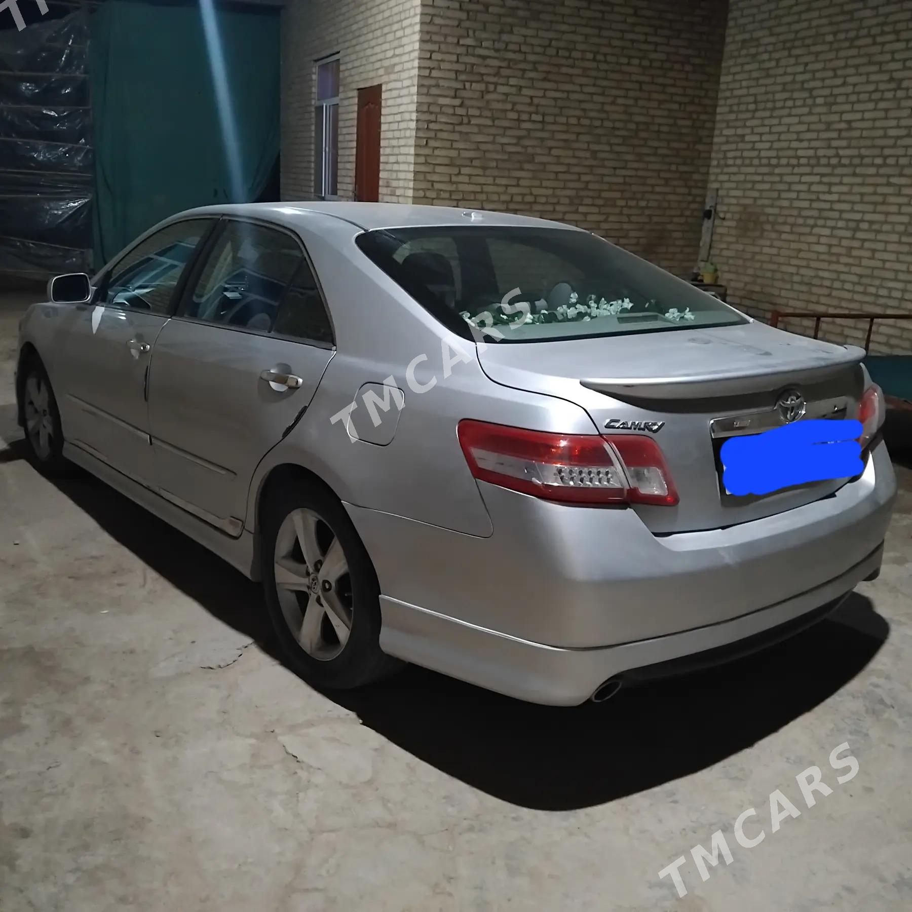 Toyota Camry 2011 - 173 000 TMT - Чарджоу - img 2