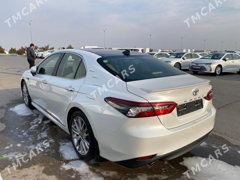 Toyota Camry 2022 - 597 000 TMT - Ашхабад - img 2