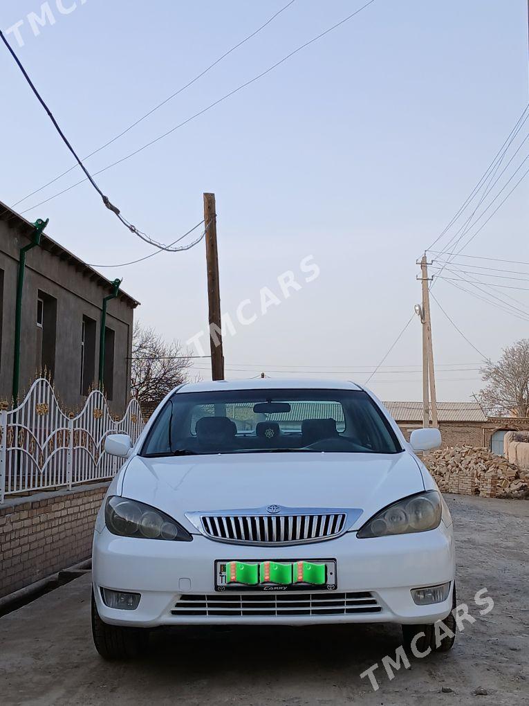 Toyota Camry 2004 - 120 000 TMT - Халач - img 3