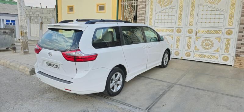 Toyota Sienna 2020 - 400 000 TMT - Aşgabat - img 3