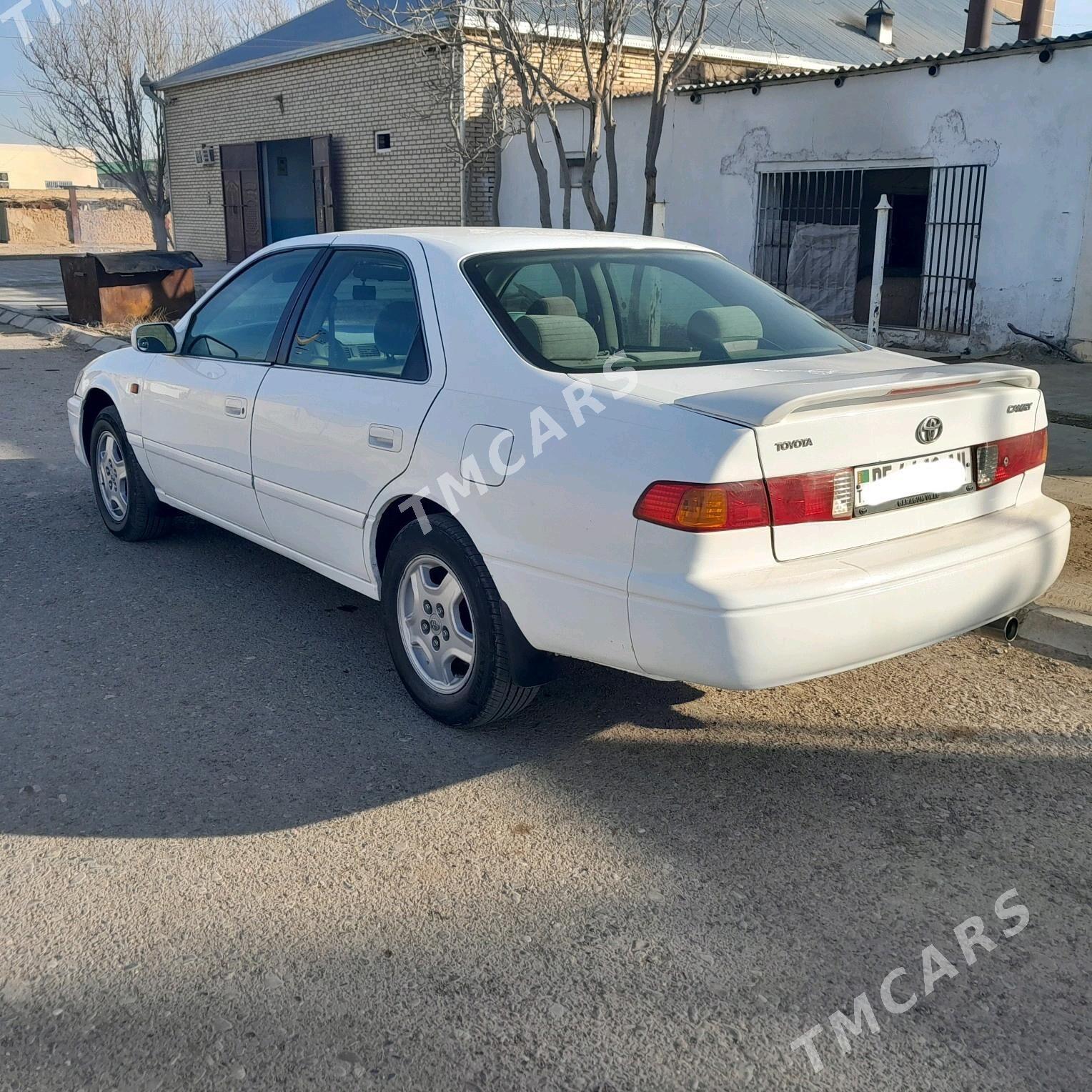 Toyota Camry 1999 - 105 000 TMT - Серахс - img 3