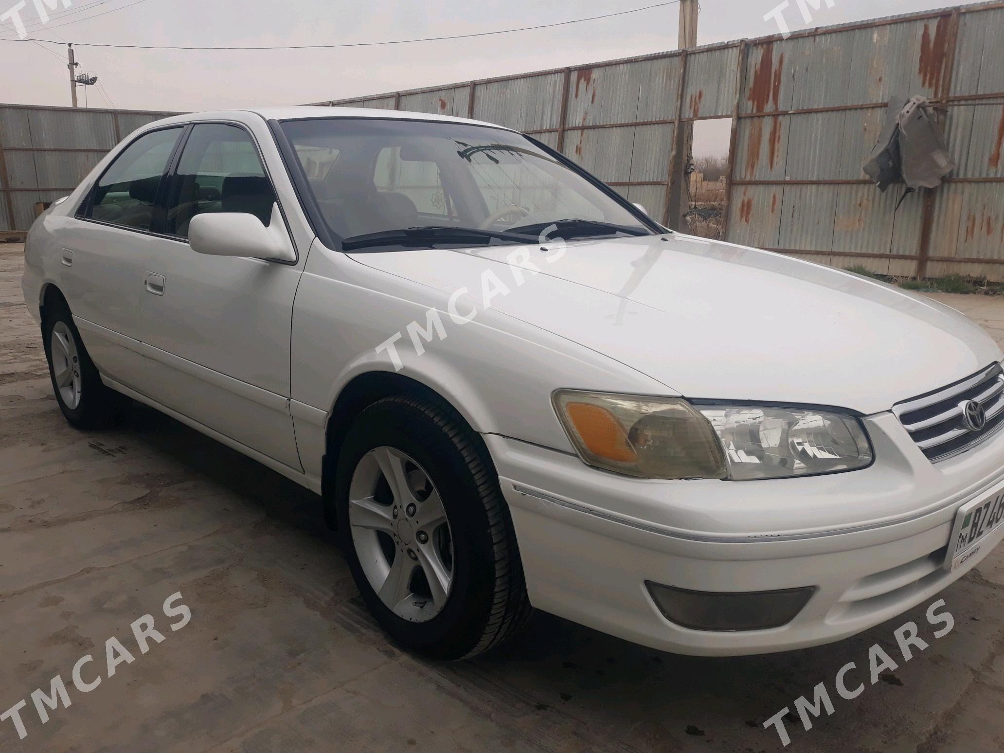 Toyota Camry 2001 - 110 000 TMT - Мары - img 3