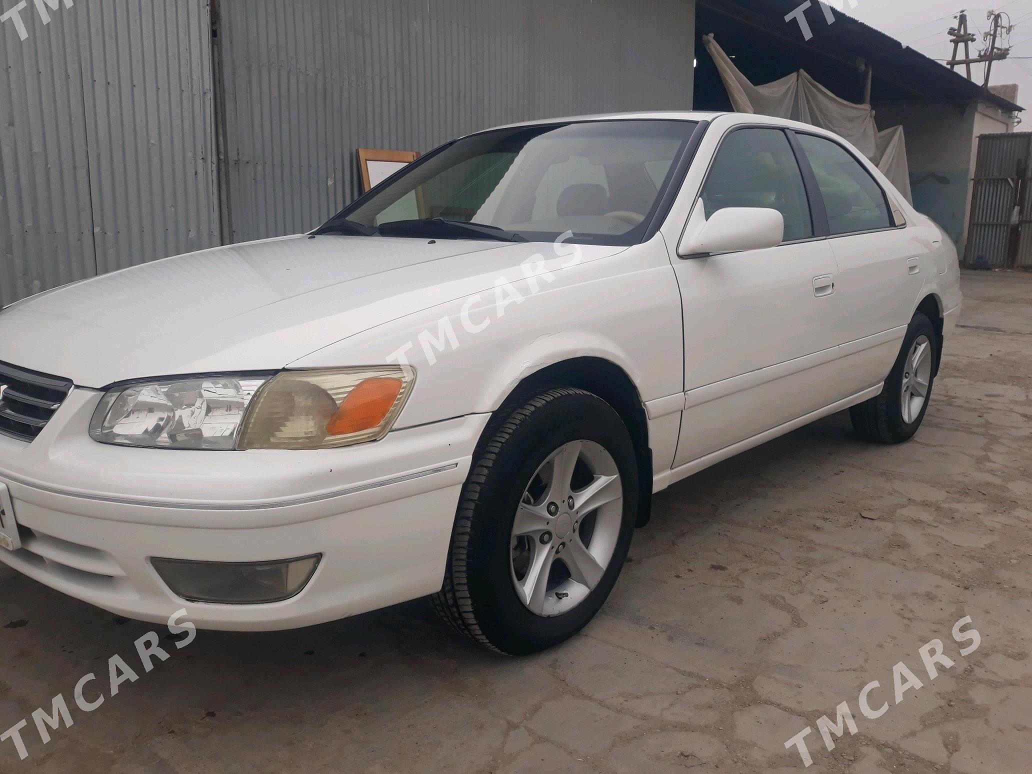 Toyota Camry 2001 - 110 000 TMT - Мары - img 2