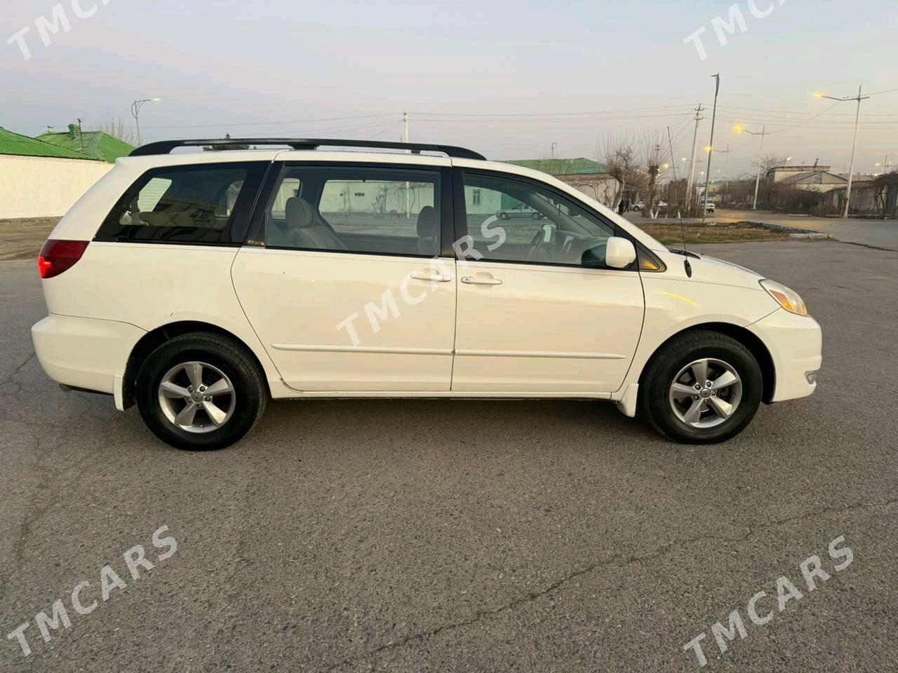 Toyota Sienna 2005 - 220 000 TMT - Туркменабат - img 8