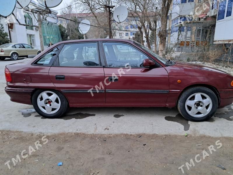 Opel Astra 1993 - 35 000 TMT - Türkmenabat - img 4