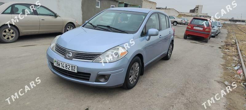 Nissan Versa 2010 - 100 000 TMT - Дашогуз - img 4