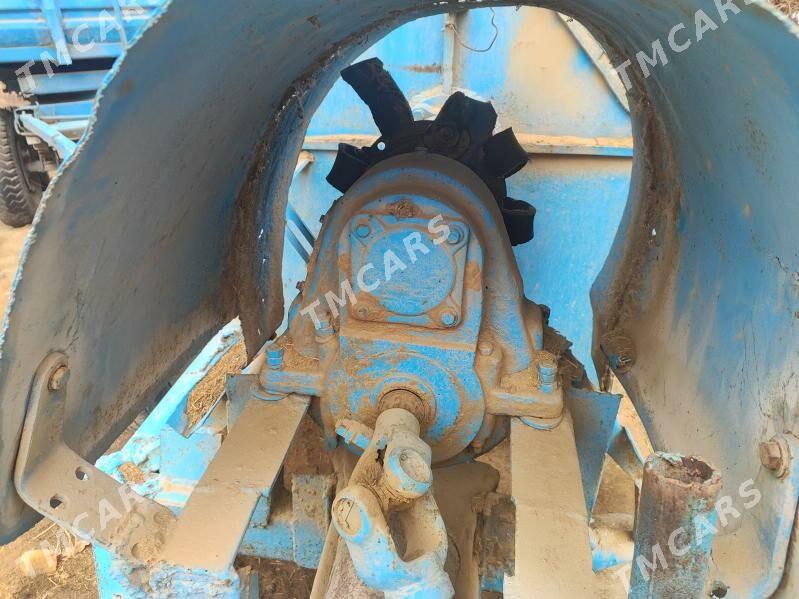 MTZ T-28 1995 - 65 000 TMT - Мургап - img 6