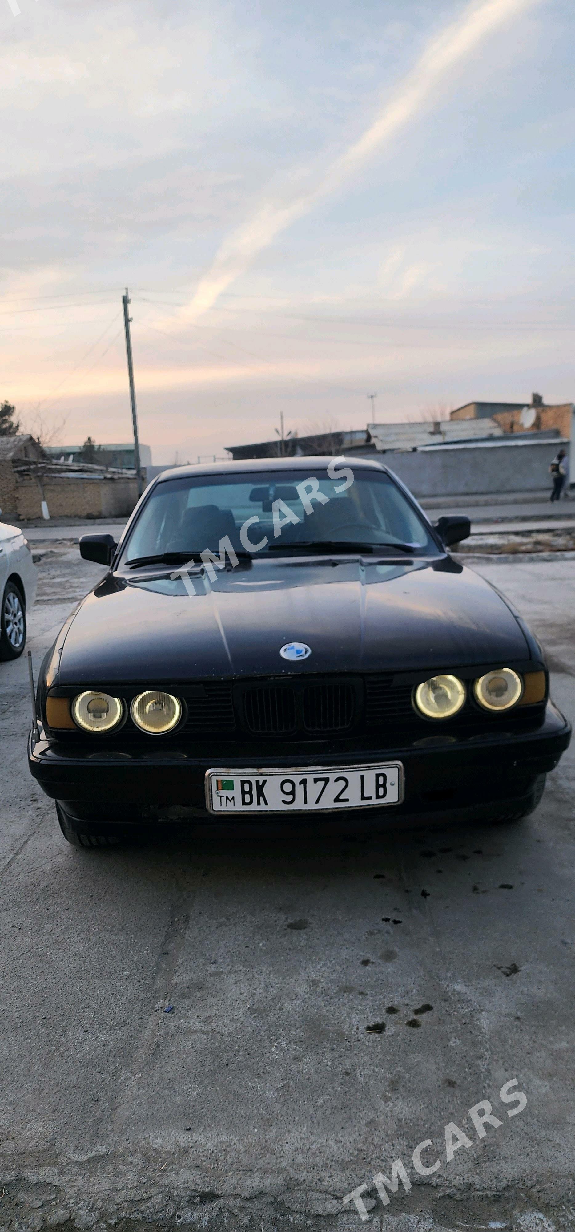 BMW 520 1992 - 27 000 TMT - Туркменабат - img 4