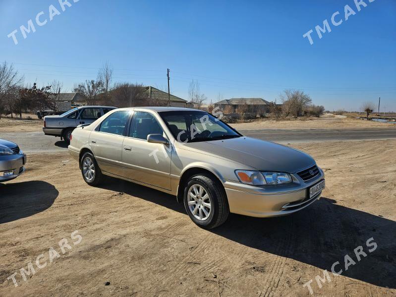 Toyota Camry 2000 - 135 000 TMT - Köneürgenç - img 2