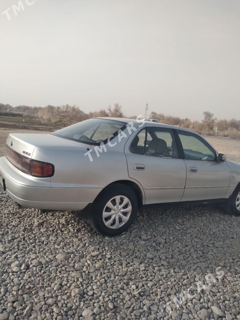 Toyota Camry 1993 - 80 000 TMT - Halaç - img 7