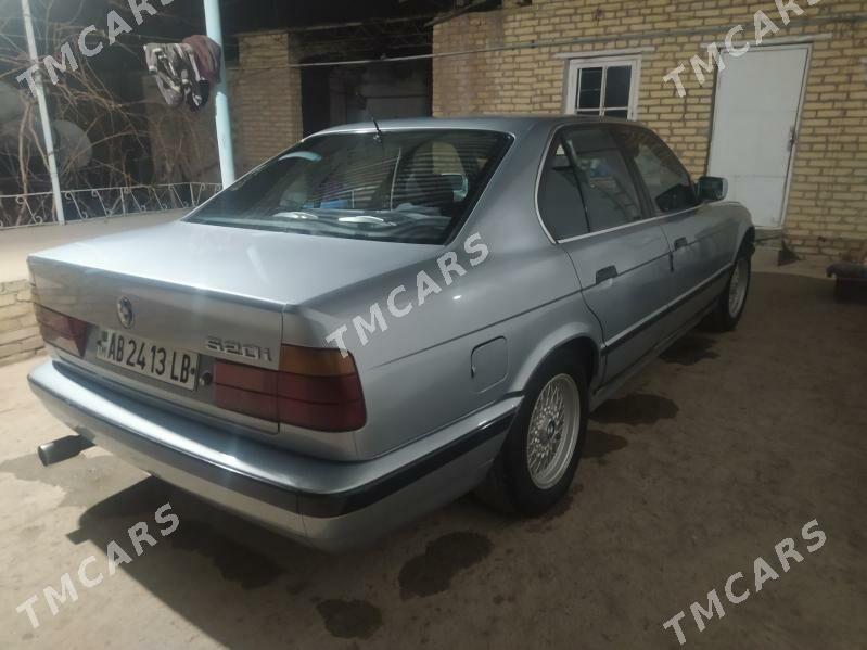 BMW 520 1991 - 50 000 TMT - Saýat - img 2