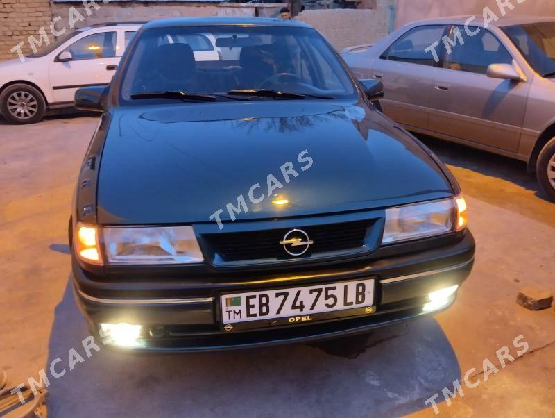 Opel Vectra 1994 - 50 000 TMT - Фарап - img 2