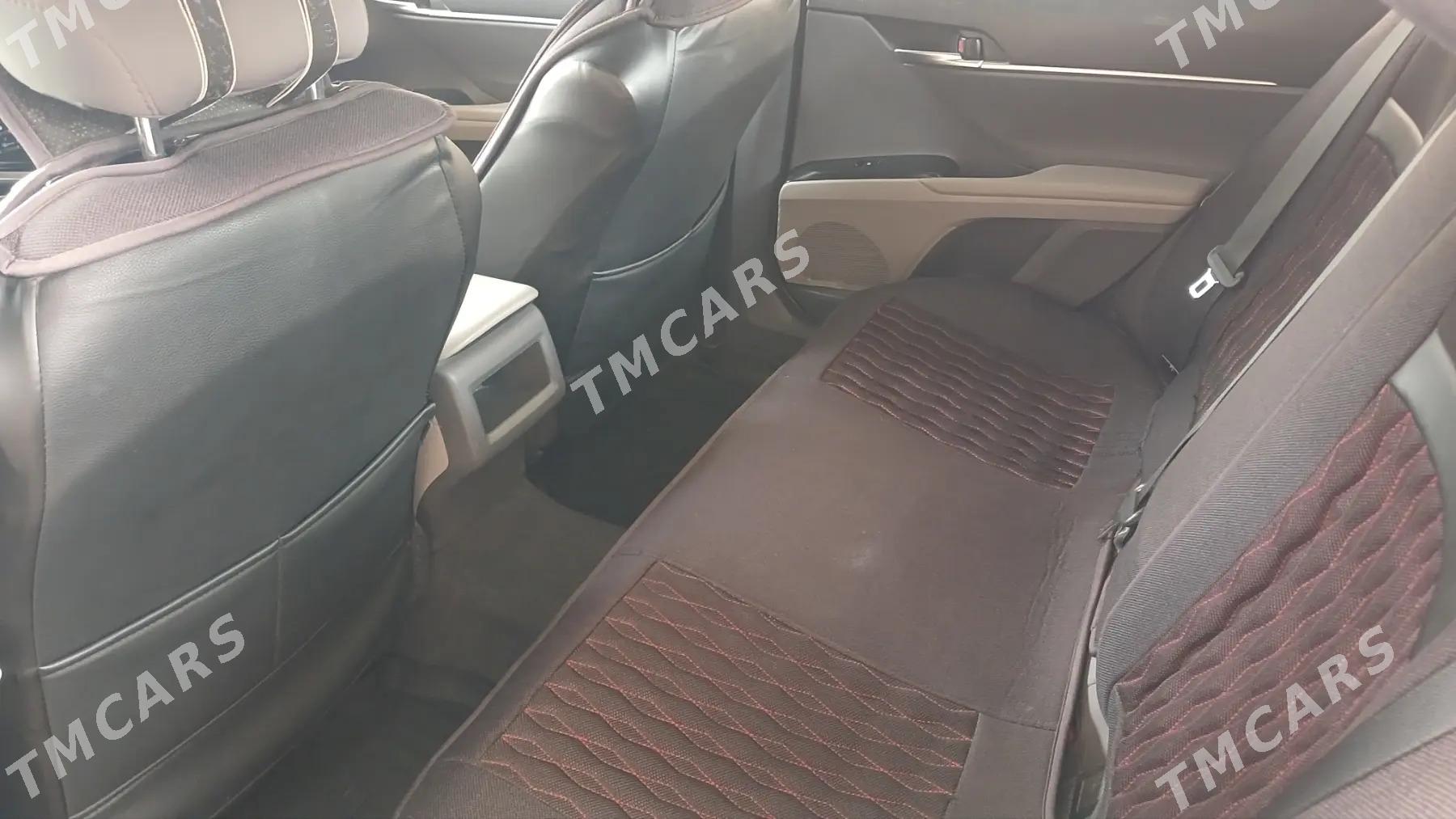 Toyota Camry 2018 - 280 000 TMT - Мары - img 3