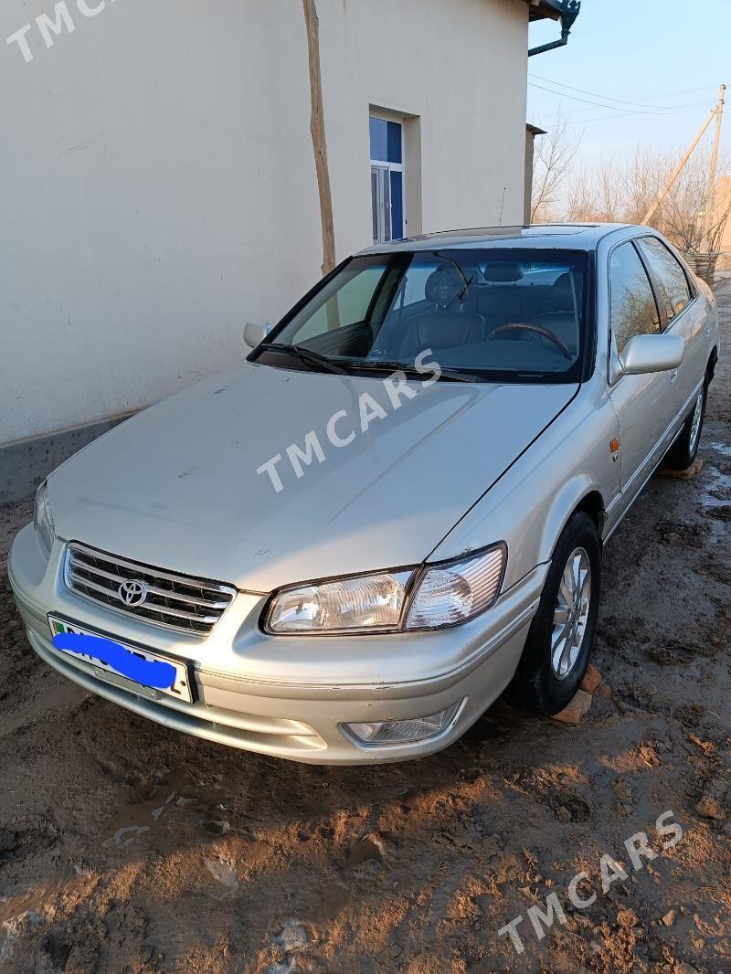 Toyota Camry 2000 - 135 000 TMT - Акдепе - img 8